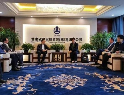 束水龙与中国银行天津分行交流座谈